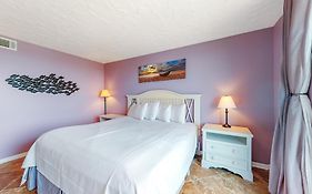 Romar Tower Vacation Rentals